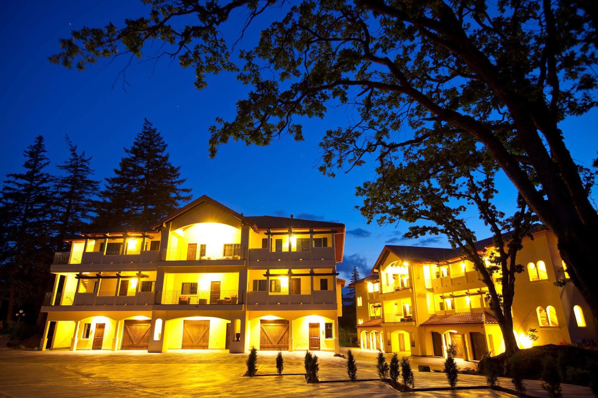 Columbia Cliff Villas Hood River Exteriör bild