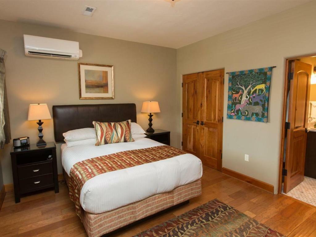 Columbia Cliff Villas Hood River Exteriör bild
